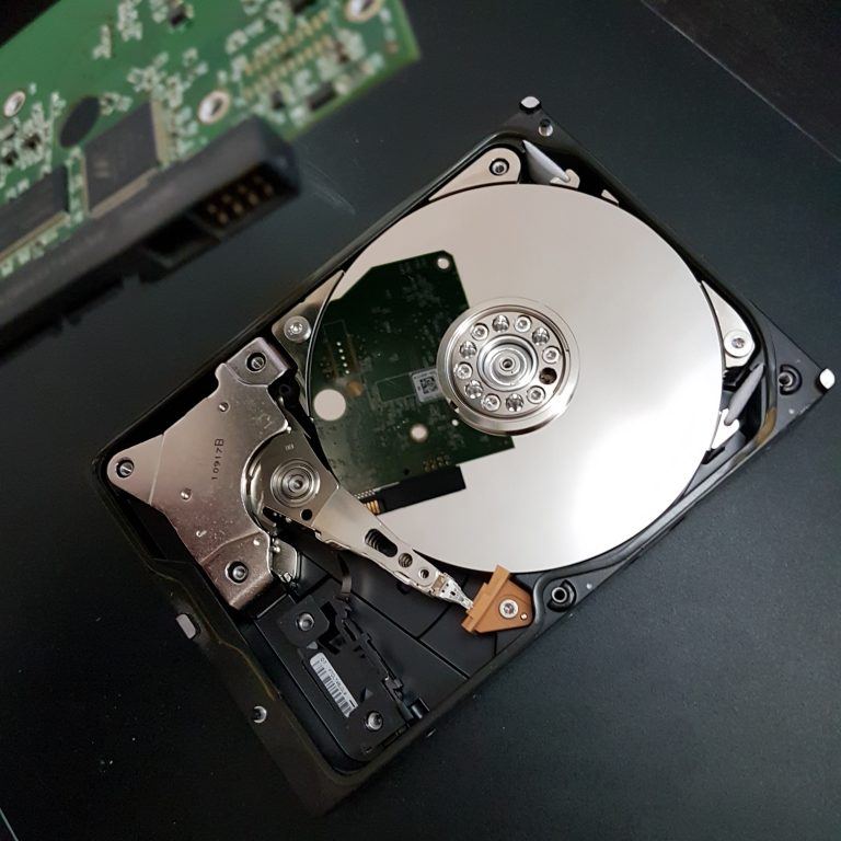 How to recover data from hard drive? [Easy Data Recovery]